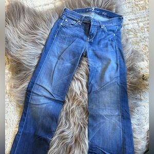 Seven Wome’s jeans. Super soft!